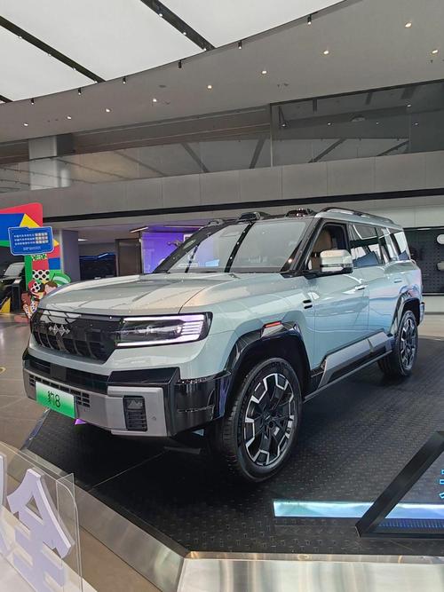 东莞256比亚迪方程豹硬派越野的爆款，英菲尼迪35周年与你共成长